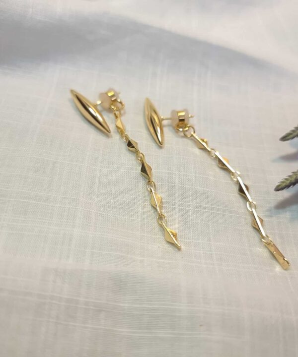 עגילים .Garda G